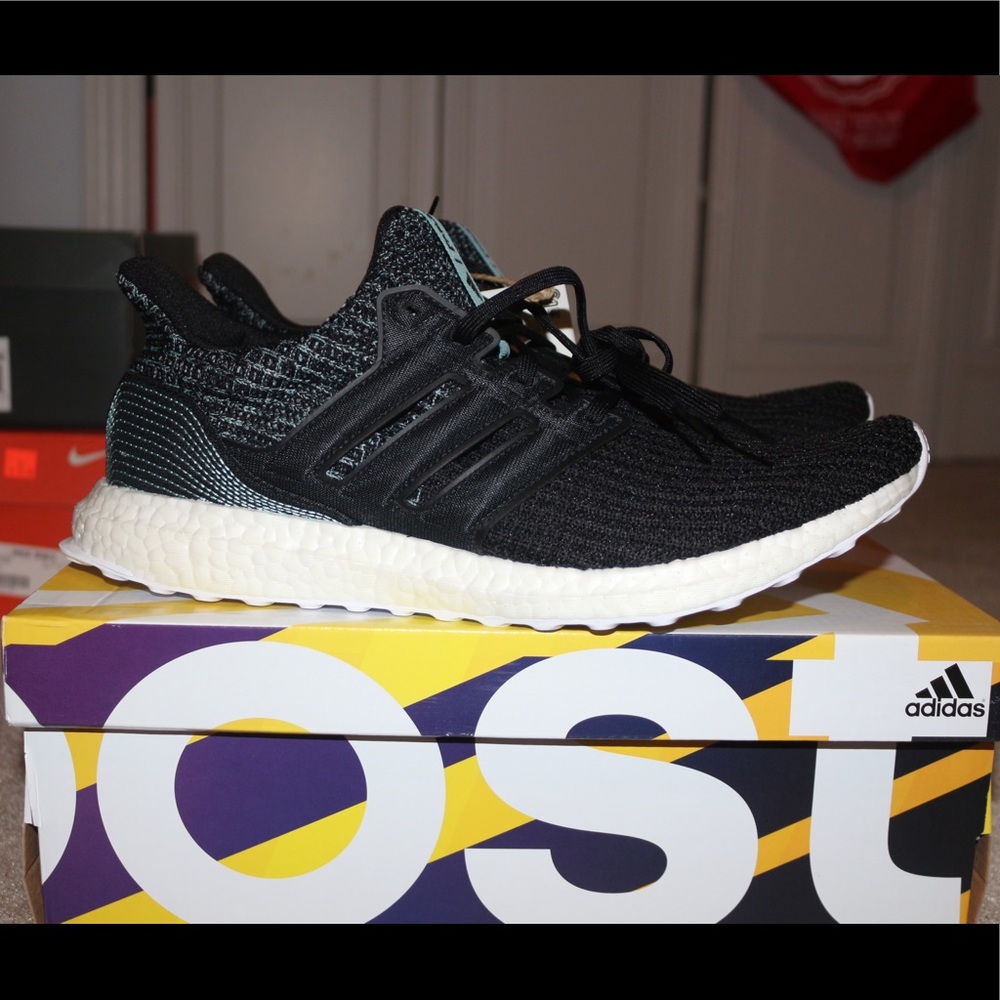 Adidas Ultraboost 4.0 Core Black Size 10.5